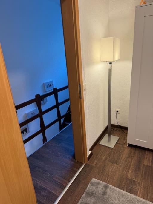 Townhouse Fuer 10 Personen Mit Garten 에즐링겐 외부 사진